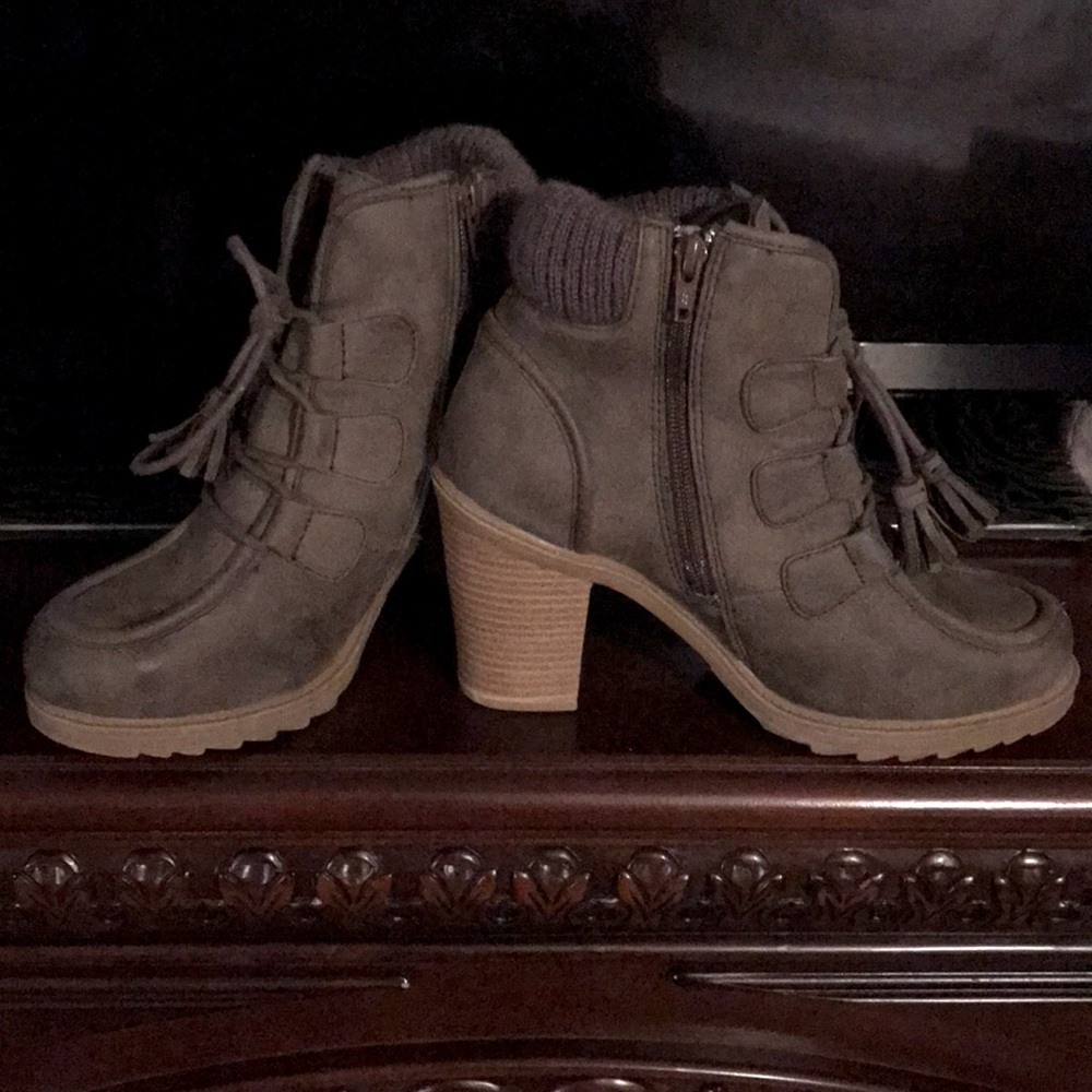 Mudd boots